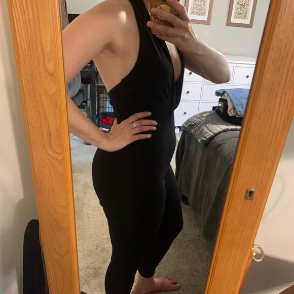 Lulu black bodycon romper - Picture 3 of 7